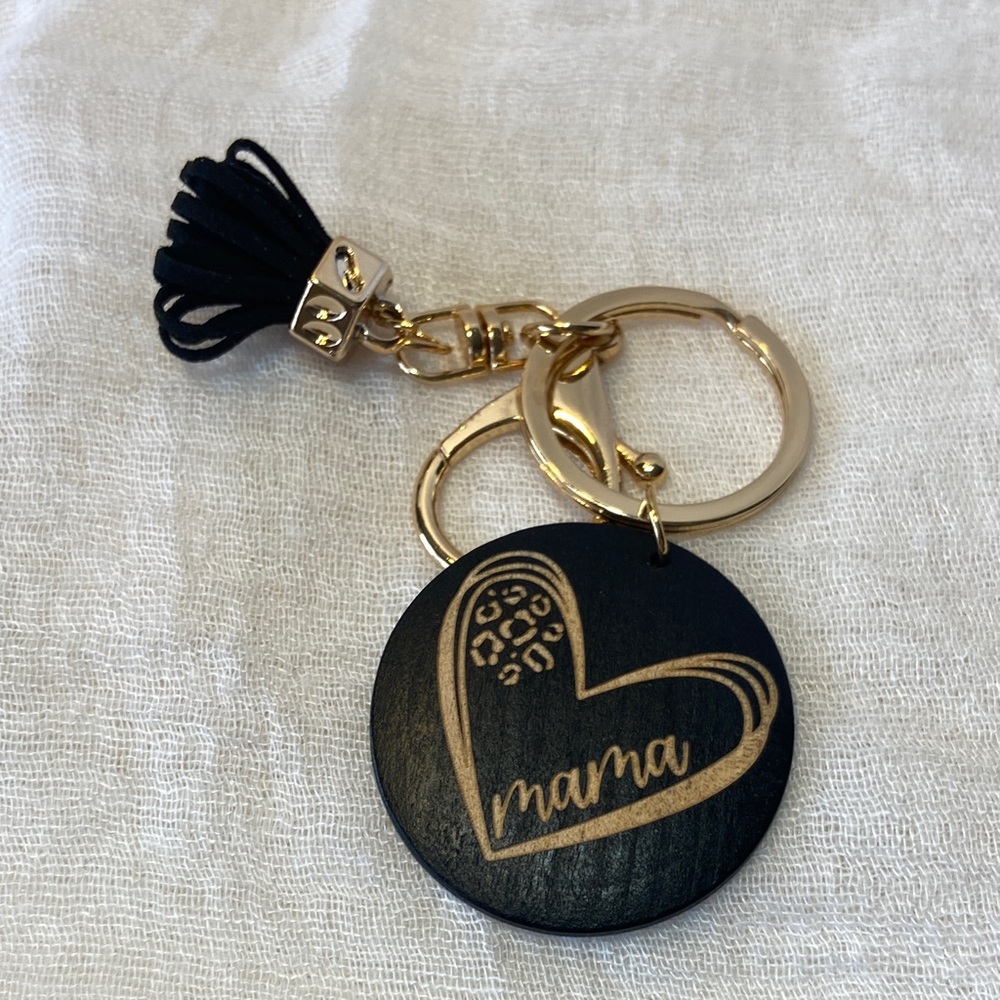 ⚡️5 for $12⚡️Mama Gold and Black Keychain with Heart Design
